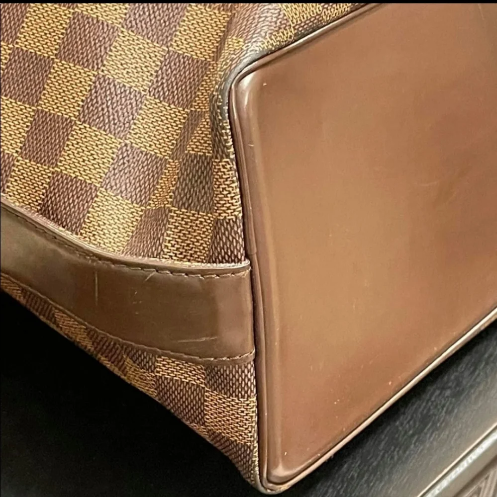 Louis Vuitton chelsea discontinued
